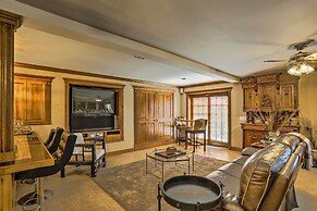 Historic Cedar Hill Mansion on Large Farm w/ Pool!