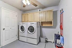 6 Mi to Fort Hood & Universities: Killeen Home