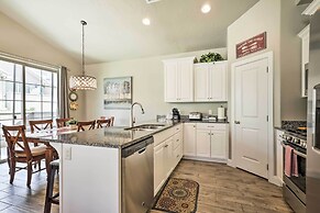 Desert Rose Townhome: 35 Mi to Zion & State Parks