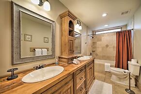 Franklin Cabin w/ Hot Tub + Pool Table!