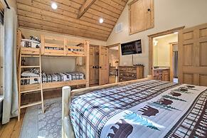 Franklin Cabin w/ Hot Tub + Pool Table!