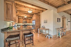 Franklin Cabin w/ Hot Tub + Pool Table!