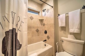 Franklin Cabin w/ Hot Tub + Pool Table!