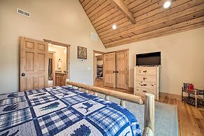 Franklin Cabin w/ Hot Tub + Pool Table!