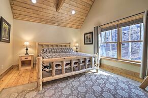 Franklin Cabin w/ Hot Tub + Pool Table!