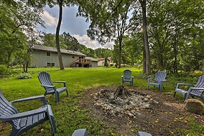 Lake Nagawicka Home - 2 Blocks to Boat Launch