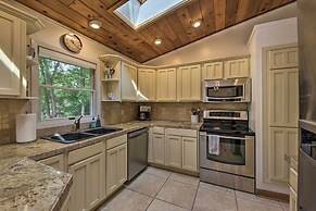 Lake Nagawicka Home - 2 Blocks to Boat Launch