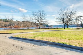 Cozy Water-view Apt in the Heart of Downtown!