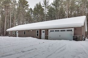 Wisconsin Cabin Hideaway: 3 Mi to Lakes
