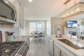 Pet-friendly Retreat w/ Fenced Yard, Walk to Beach