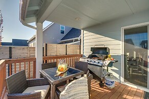 Pet-friendly Retreat w/ Fenced Yard, Walk to Beach