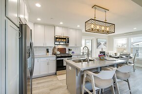 Pet-friendly Retreat w/ Fenced Yard, Walk to Beach