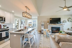 Pet-friendly Retreat w/ Fenced Yard, Walk to Beach