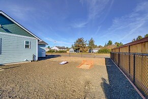 Pet-friendly Retreat w/ Fenced Yard, Walk to Beach