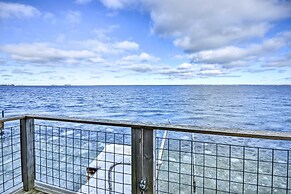 Henderson Harbor Cottage w/ Lake Access!