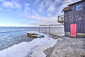 Henderson Harbor Cottage w/ Lake Access!