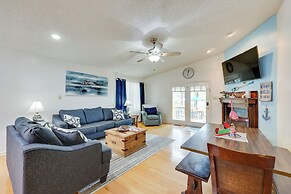 Lakefront Home w/ Kayaks in Hot Springs!