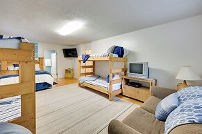 Lakefront Home w/ Kayaks in Hot Springs!