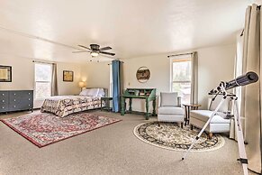 Lowman Outdoor Retreat: Walk to Hot Springs!