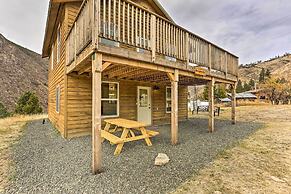 Lowman Outdoor Retreat: Walk to Hot Springs!