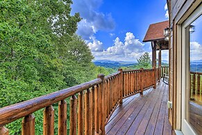 River Access & Game Room: Piney Creek Cabin!
