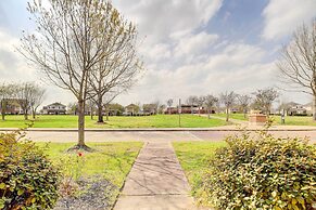 Spacious Houston Home w/ Private Yard & Fire Pit!