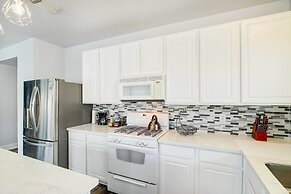 Spacious Houston Home w/ Private Yard & Fire Pit!