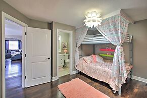 Hot Tub + Views: Waterfront Escape in Hot Springs