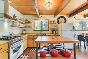 2 Cabins: Group & Family Getaway in Arnold!