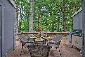 Hike, Ski & Explore: Lake Harmony Retreat w/ Grill