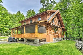 Lake Wallenpaupack Cabin w/ Shared Pool!