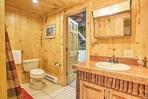 Lake Wallenpaupack Cabin w/ Shared Pool!