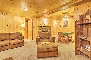 Lake Wallenpaupack Cabin w/ Shared Pool!