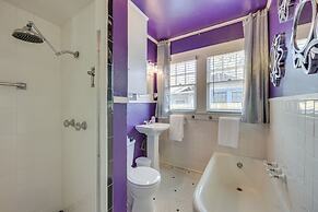 'the Pink Azalea' - Tyler Home w/ Yard + Patio!