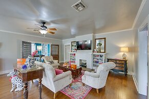 'the Pink Azalea' - Tyler Home w/ Yard + Patio!