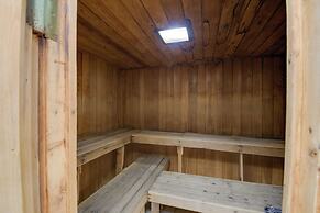 Gulf Highlands Getaway w/ 7 Pools & Beach Access