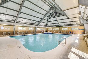 Gulf Highlands Getaway w/ 7 Pools & Beach Access