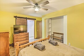 Mears Abode w/ Pool Access, Near Silver Lake!