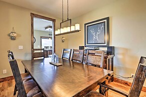 Game Room & Hot Tub: Luxe Grand Lake Retreat!