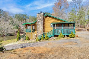 Murphy Cabin w/ Deck, Grill & Private Pond!