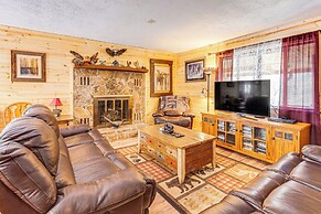 Murphy Cabin w/ Deck, Grill & Private Pond!