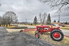 Pet-friendly Bartlett Farmhouse w/ Deck!
