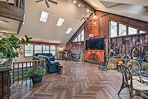 Pet-friendly Bartlett Farmhouse w/ Deck!