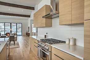 Mtn-view Home w/ Hot Tub, 9 Mi to Vail Resort