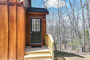 Pet-friendly Basye Vacation Rental w/ Fireplace!