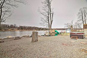 Lakefront Poconos Vacation Rental w/ Deck