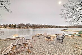 Lakefront Poconos Vacation Rental w/ Deck