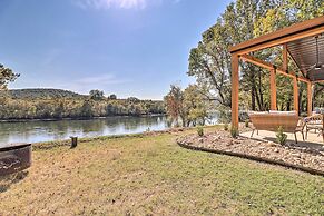 Modern Norfork House w/ Patio on White River!