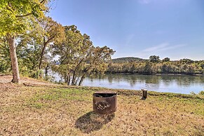 Modern Norfork House w/ Patio on White River!