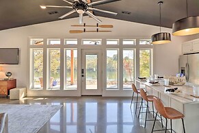 Modern Norfork House w/ Patio on White River!